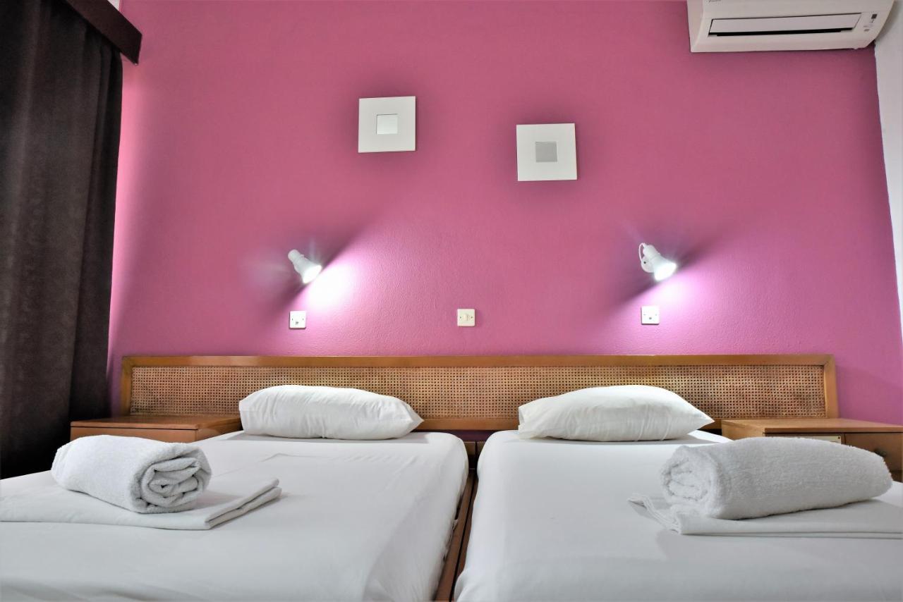 Telhinis Hotel & Apartments ฟาลิรากี ภายนอก รูปภาพ
